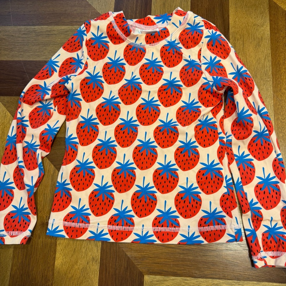 Hanna Andersson Red & Blue Strawberry Rashguard flaw - Picture 1 of 6